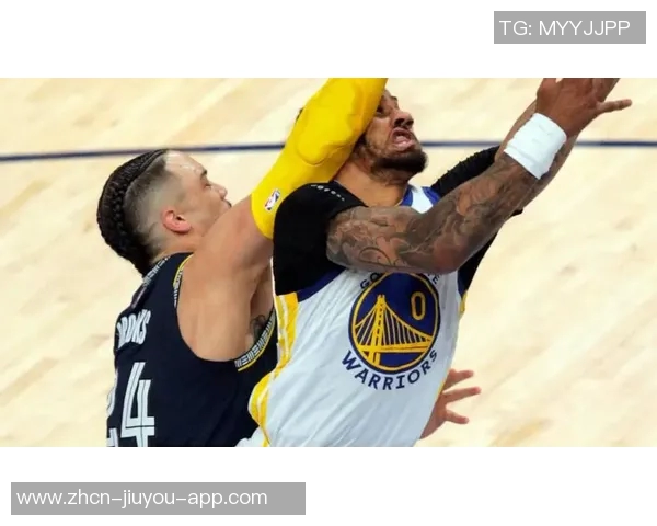 狄龙向记者诉说训练艰辛头部受伤彰显拼搏精神 狄龙向记者诉说训练艰辛头部受伤彰显拼搏精神