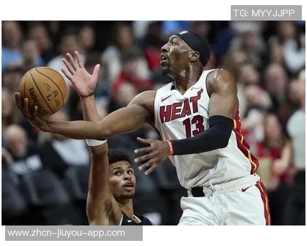 热火在罗齐尔被捕后逆袭连胜展现强大韧性与团队精神 热火在罗齐尔被捕后逆袭连胜展现强大韧性与团队精神